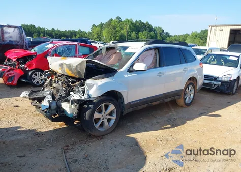 2013 Subaru Outback 2.5I Premium from USA, damaged, VIN 4S4BRBCC3D3265057